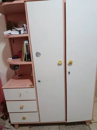 Guarda roupa infantil