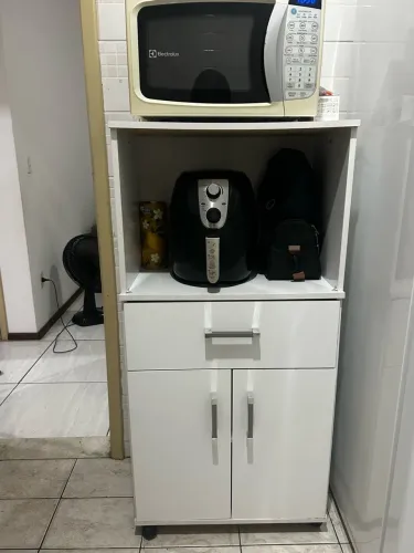 ARMÁRIO DE COZINHA