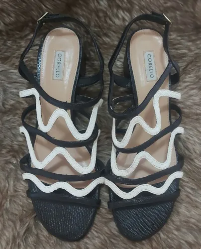 Sandália preta Corello número 37/38