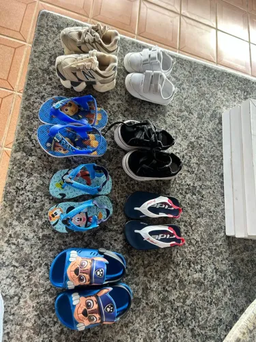 Vendo sapatos