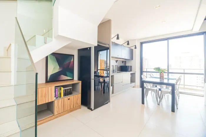 Duplex para aluguel com 75 metros quadrados com 1 quarto em Vila Nova Conceição - São Paul