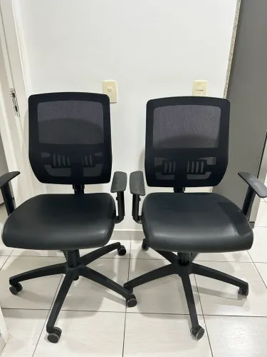 2 Cadeiras de Escritório Ergonômicas Caderode Apolo