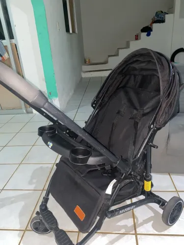 Carrinho de bebê