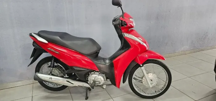 Honda Biz 110i 2022 - Muito nova
