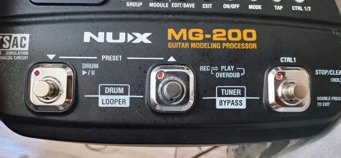 Pedaleira NUX MG-200