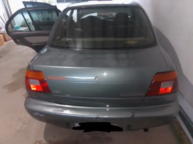 Daihatsu Charade Sedan 1.5/dlx 1.3 1995