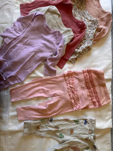 Lote bebê menina tamanho 1 ano Carters, TipTop e outras marcas