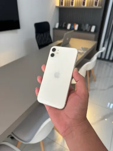 IPHONE 11 64 GIGAS TELA TROCADA SEM FACE ID 