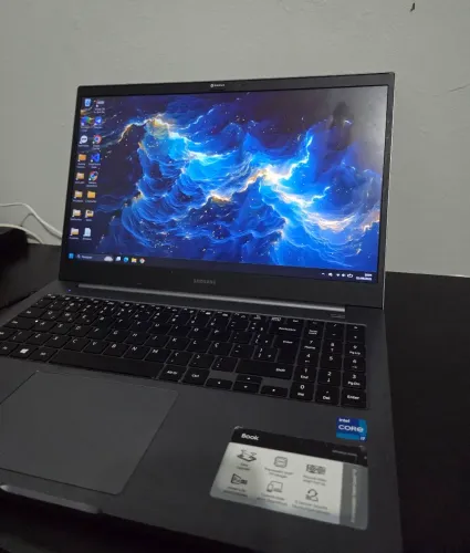 Notebook Samsung Book i7 11ª Geração | 24GB RAM | SSD 512GB