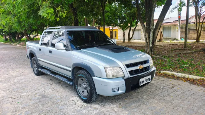 Chevrolet S10 P-up Colina 2.8 TDI 4x2/4x4 CD Dies. 2011