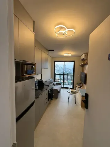 Apartamento para venda possui 27 metros quadrados com 1 quarto