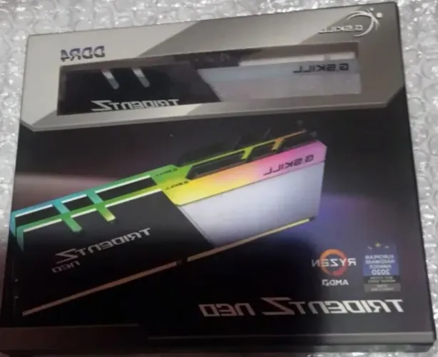 Tridente z neon 32gb 3600mhz + trident z rgb 8gb 3200mhz