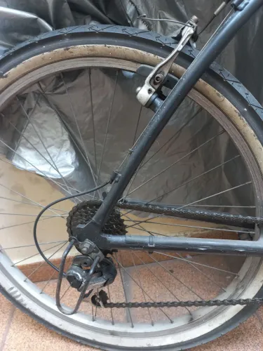 Biciclete Caloi 100 Alumínio preta, toda original