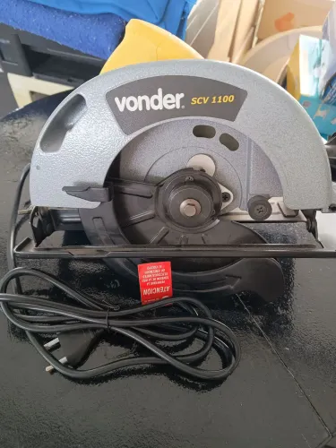 Vendo Serra Circular Vonder 7.1/4´´ 1.100w Scv 1100 127volts, nova.