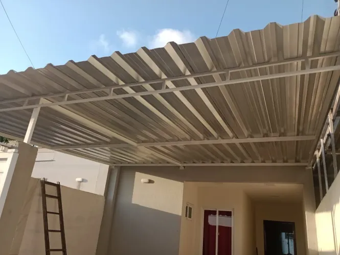 Cobertura de garagem