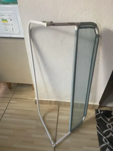 Proteção de cama infantil