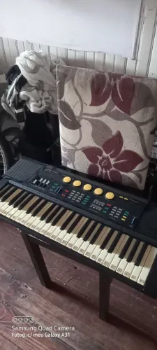Vendese esse teclado por 100pila hoje
