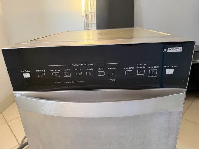 Lava louças 10 serviços BRASTEMP