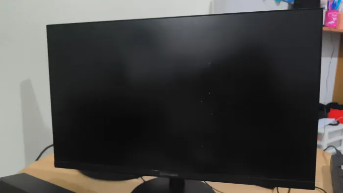 Vendo ou troco monitor gamer ( ler a descrição)