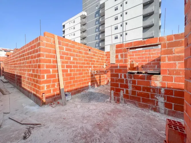 Apartamento com quintal no Santa Maria, um dos melhores bairros de Santo André. REF: 18147
