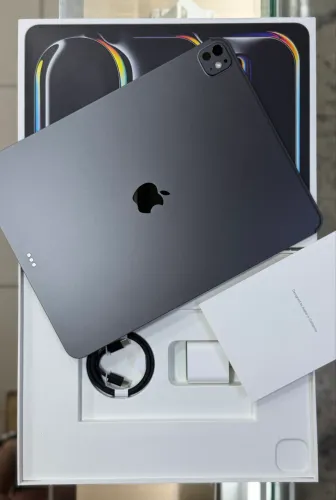 Ipad pro m5 13 polegadas 2tb tela de nano-texture apenas 8 ciclos, 16gb de ram ( 2 tera )