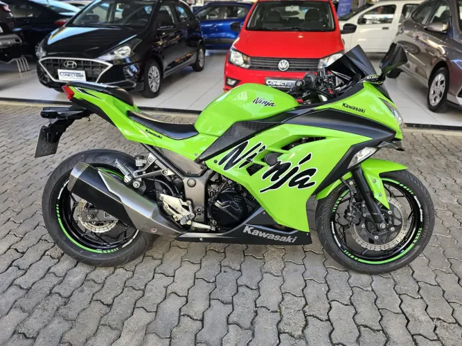 KAWASAKI NINJA 300 2018 preço negociavel