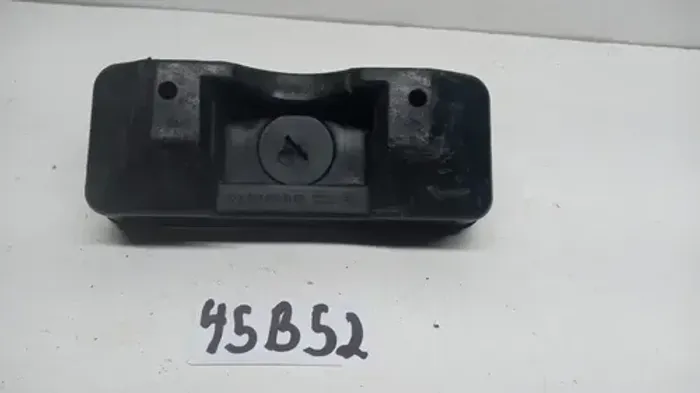 Batente Inferior Da Carroceria Mercedes Benz Gla200 2014