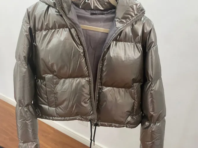 Jaqueta Puffer TNG GG Estilo Cropped