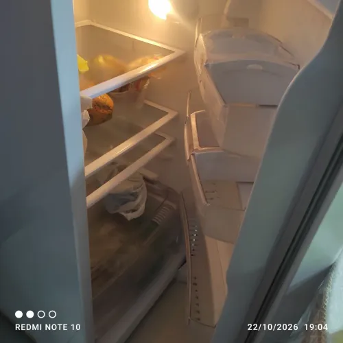 Vendo geladeira 