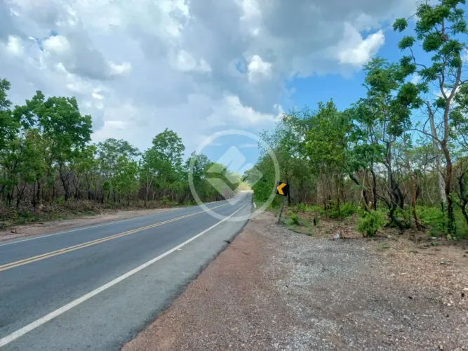 AREA RURAL DE 10 HECTARES NA BEIRA DA ESTRADA, COM ACESSO RAPIDO A CUIABÁ codigo: 107126