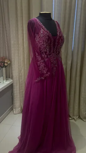 Vestido de festa fúcsia pedraria, brilho, mangas, madrinha, mãe noivos, debutante