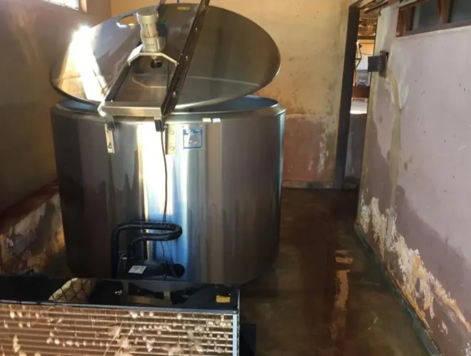 Tanque de expansão e refrigeração para leite - DeLaval