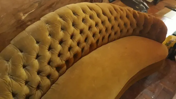 Sofá Estilo em veludo
