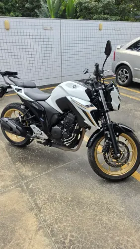 Yamaha FZ25 Fazer