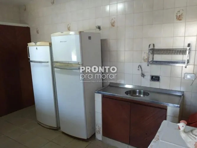 Casa com 3 quartos em Enseada dos Corais