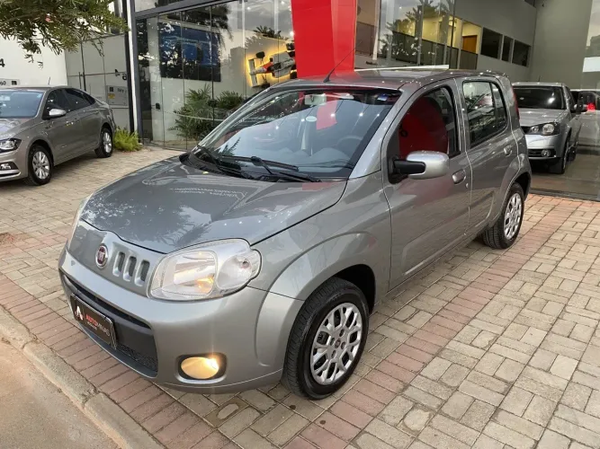 Fiat Uno Vivace/rua 1.0 EVO Fire Flex 8V 5P 2011