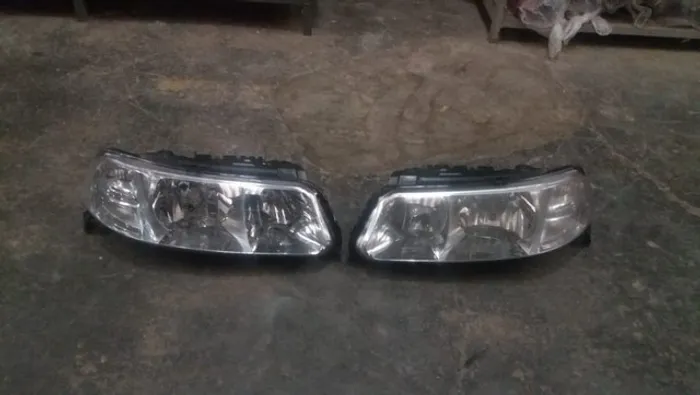 Farol Gol Parati Saveiro G3 Duplo