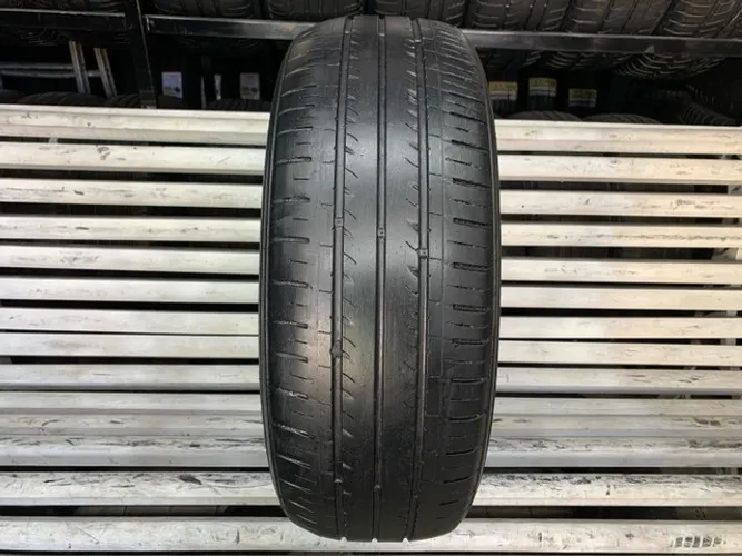 Pneu 205/60/16 Kumho (Usado) / Pneu 205/60R16