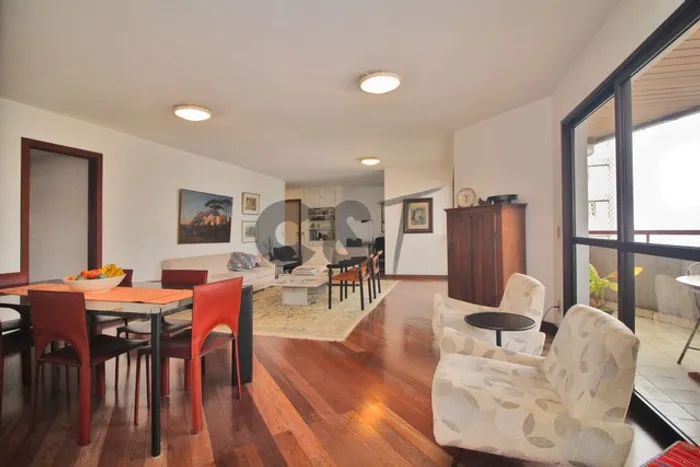 Cobertura Duplex - 5 Dormitórios (Suítes) à Venda no Alto da Boa Vista - São Paulo/SP