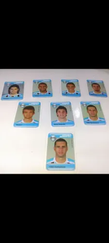Lote de figurinhas do grêmio campeonato brasileiro 2011 bem conservada 