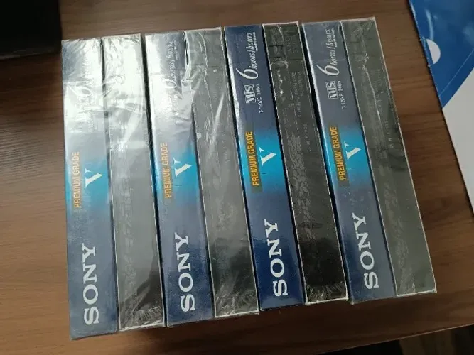 8 Fitas de Video Cassete VHS Virgens - Sony T-120