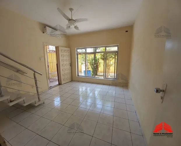 Sobrado de 107 m² a venda na Vila Prudente, com 2 dormitórios, 1 banheiro, lavanderia, áre