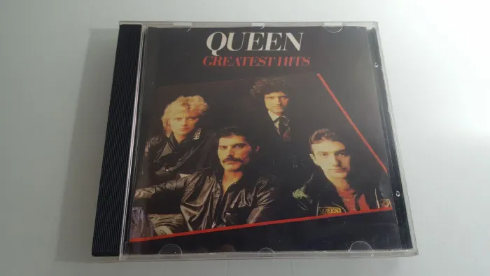 CD Queen 