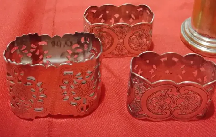 3 argolas para guardanapo em prata
