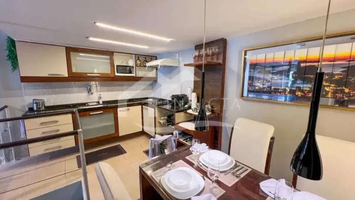 Cobertura Exclusiva em Apart Hotel de Luxo . Ipanema . Porteira fechada
