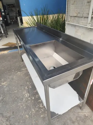 Pia em Aço Inox 1 Cuba - Estrutura Profissional