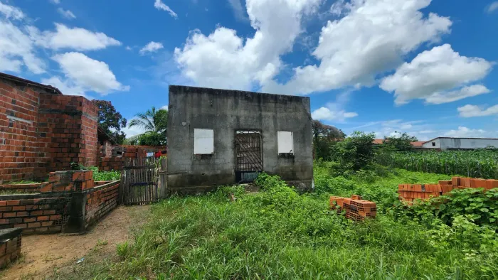 Imóvel para venda tem 120 metros quadrados em Centro - Umirim - CE