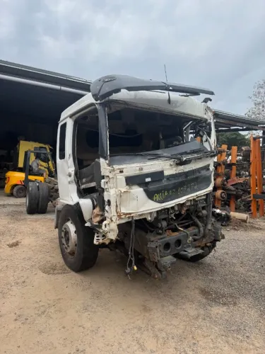 Sucata - Em peças Iveco Vertis 130 2014