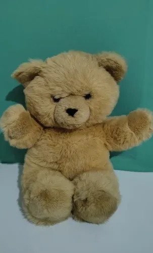 Ursinho de pelúcia fofo