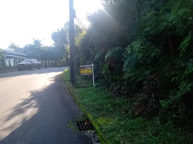 À venda | Terreno com 1.910 m² de área total - João Paulo, em Florianópolis.